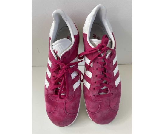 Garage Sales Williamstown -  740