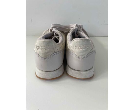 Garage Sales Williamstown -  745