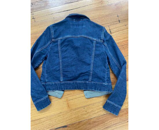 Garage Sales Williamstown -  804