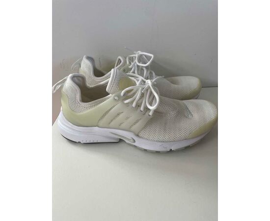 Garage Sales Williamstown -  451