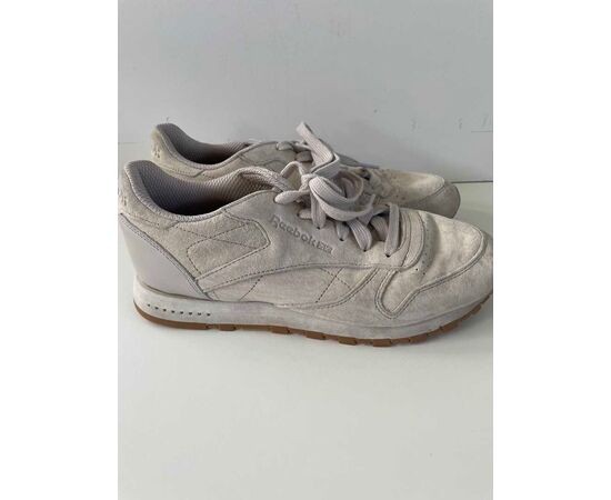 Garage Sales Williamstown -  745