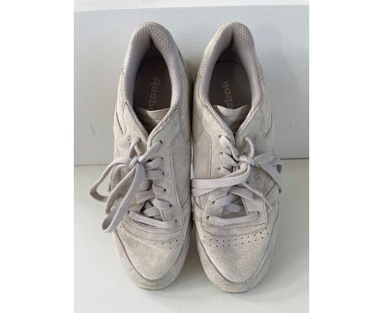 Garage Sales Williamstown -  745