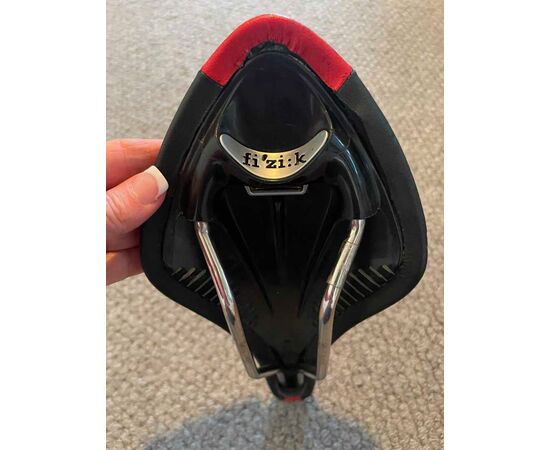 Garage Sales GLEN IRIS -  901