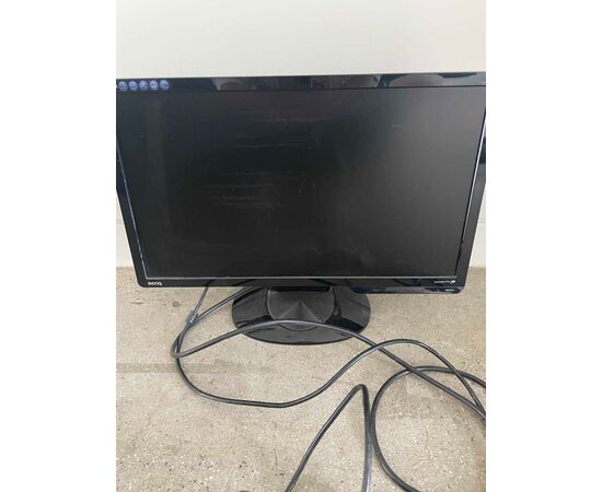 Garage Sales Williamstown -  1090