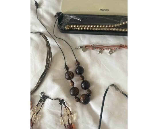 Garage Sales Williamstown -  1385