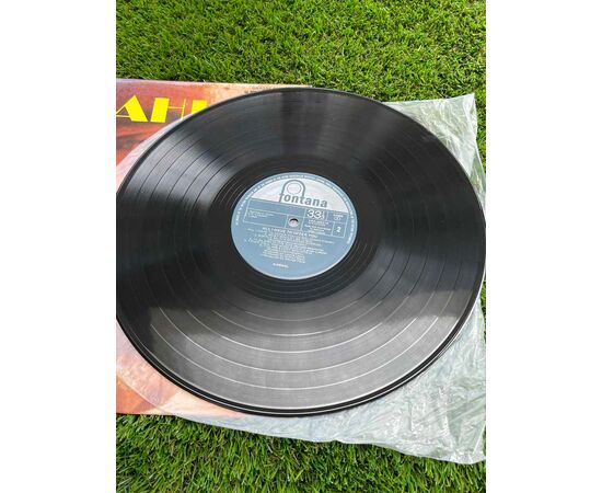 Garage Sales Williamstown -  1400