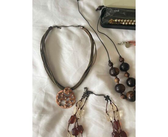 Garage Sales Williamstown -  1385