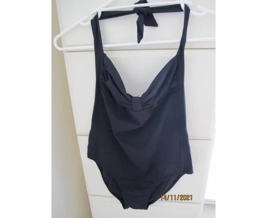 Garage Sales Port Melbourne -  1722