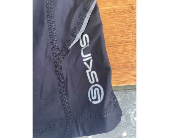 Garage Sales Williamstown -  1853