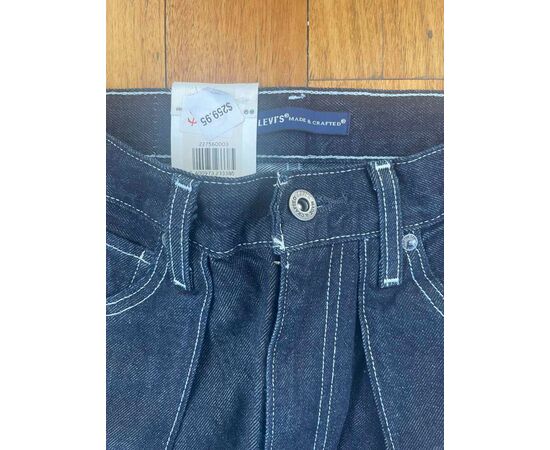 Garage Sales Williamstown -  1868