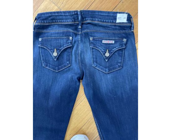 Garage Sales Williamstown -  2615