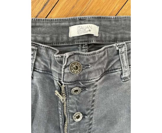 Garage Sales Williamstown -  2613