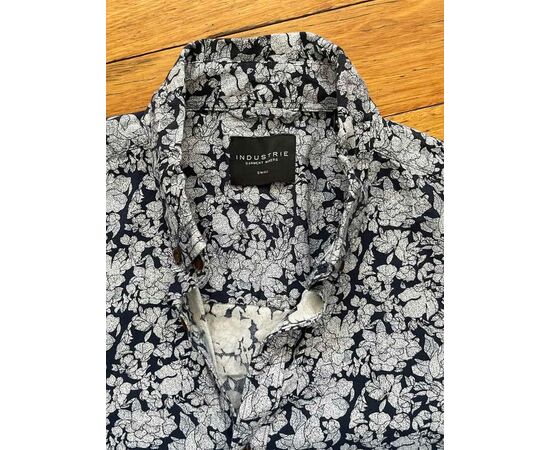 Garage Sales ESHER -  582